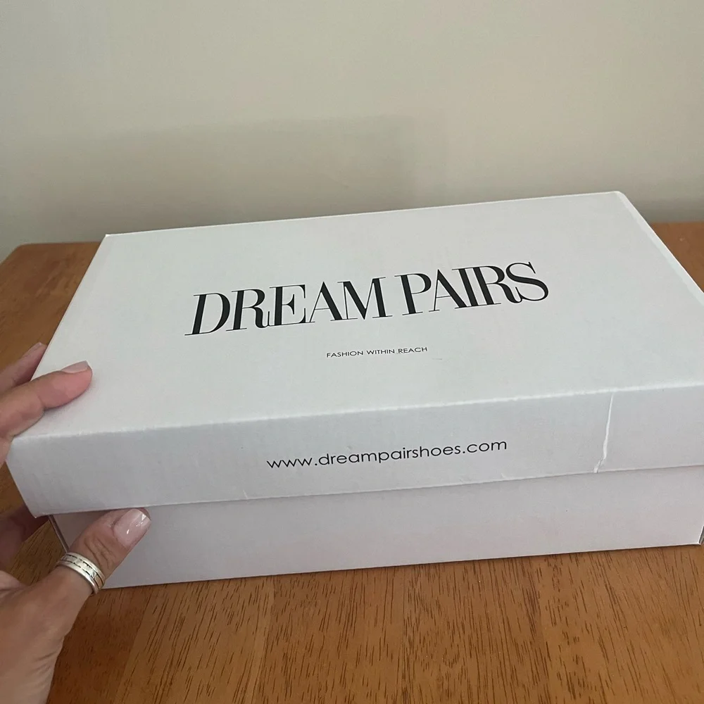 Brand New - Dream Pairs- Gold Low Wedge Heels (size 7.5) - Picture 10 of 13
